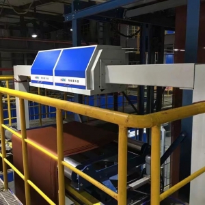 神馬貝寧格簾子布生產線